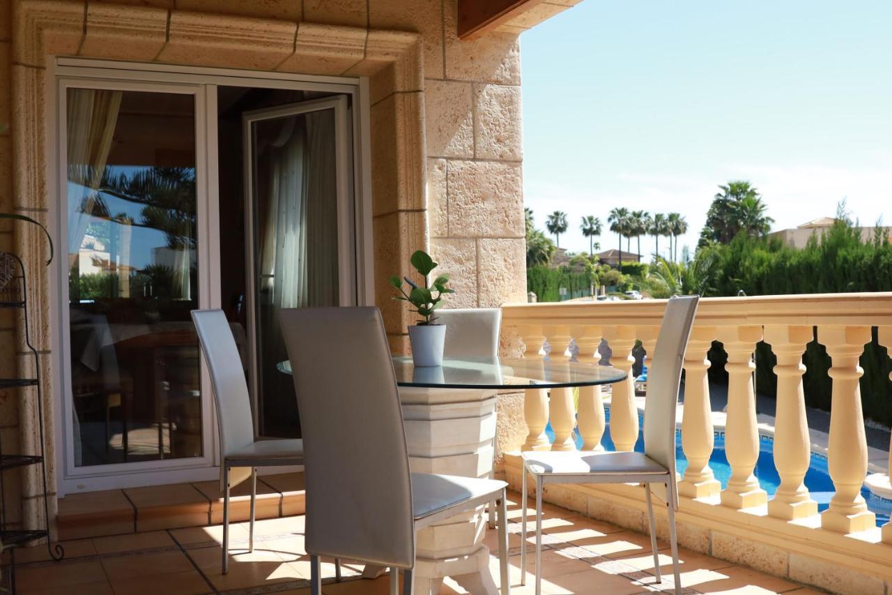 Villa Tres Palmeras En Alfaz Del Pi , Albir, Benidorm L'Alfàs del Pi Exterior photo